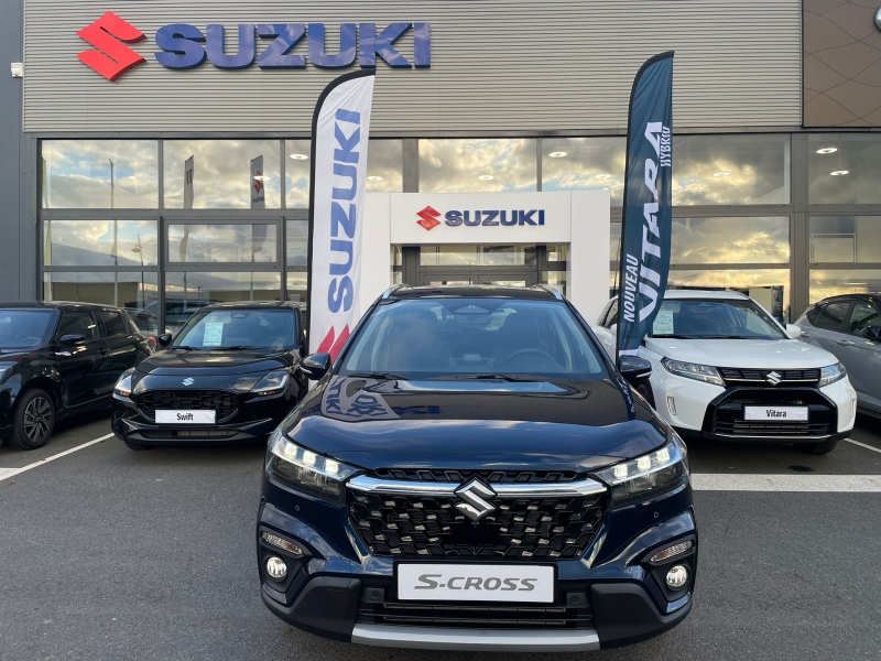 SUZUKI S-Cross 2024