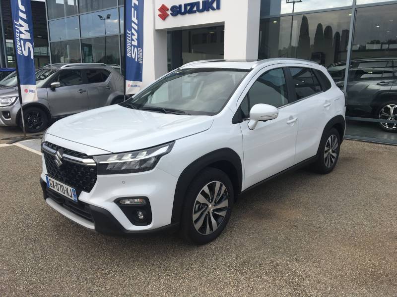 Suzuki s-cross 1.5 Dualjet Hybrid Auto Style