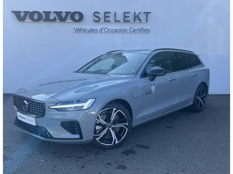 Volvo V60 T6 AWD Hybride Rechargeable 253 ch + 145 Geartronic 8 Plus Style Dark