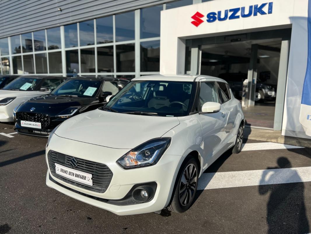 Suzuki Swift 1.0 BOOSTERJET 111 PACK AUTO