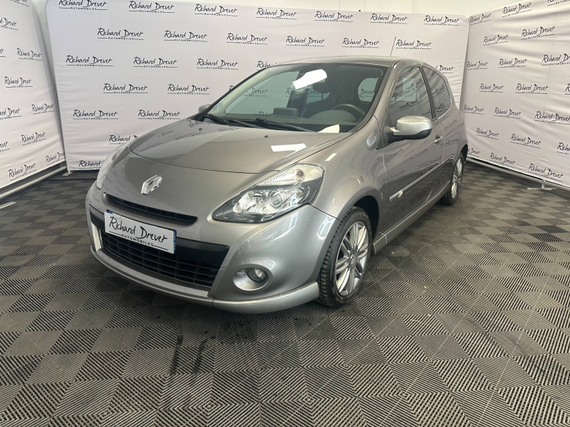 RENAULT Clio 2009