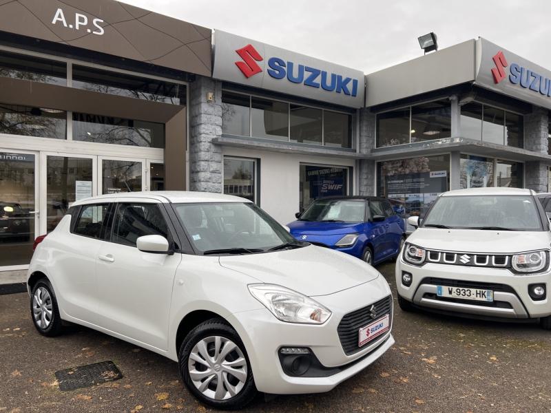 SUZUKI Swift 2017
