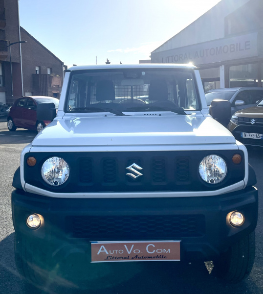 Suzuki Jimny 1.5 VVT PRIVILEGE ALLGRIP